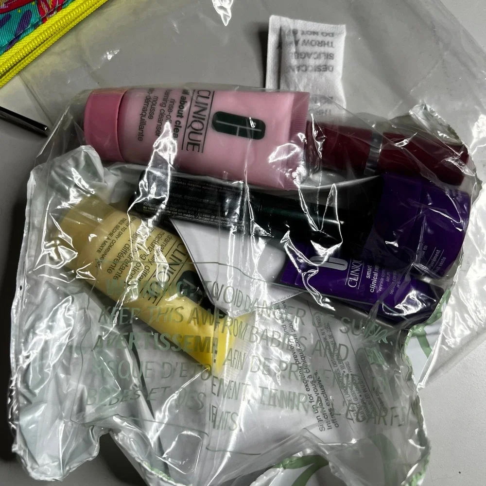 Clinique 6pc Skincare Makeup Gift‎ Set Teal Star Bag Mascara Moisturizer New